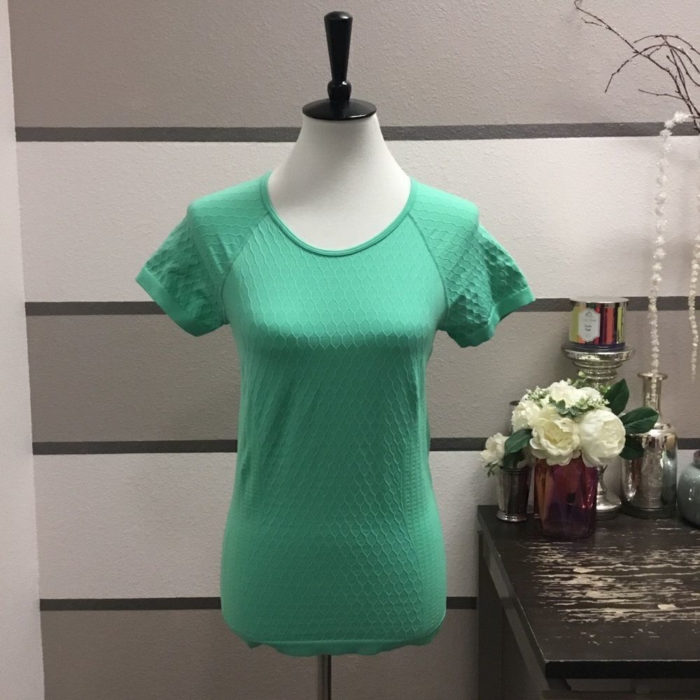 Athleta-Green Honeycomb Athletic Tee